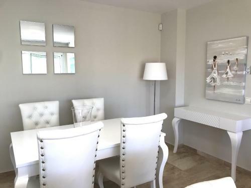 Marbella - Alicate Beachfront Apartment-1
