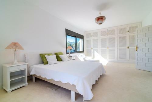 Unique *hidden Gem* Villa - Golfers Paradise Aloha