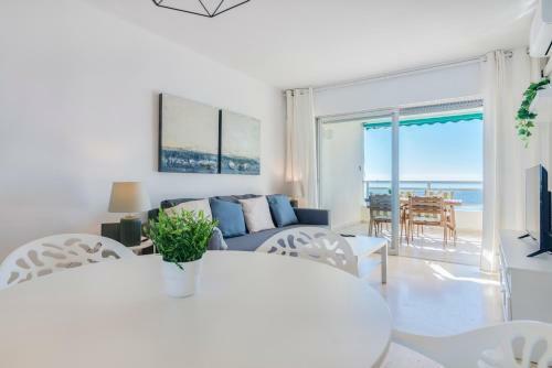 Imperator Sea Views Apartments