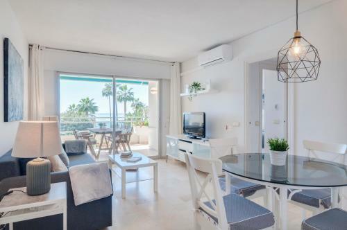 Imperator Sea Views Apartments