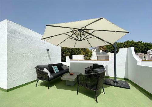 Modern Marbellamar Townhouse Next To Beach Rdr210