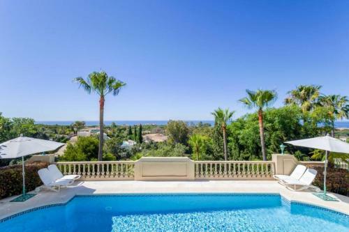 Palatial Villa In Hacienda Las Chapas, Marbella