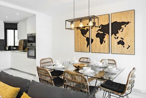 Two Bedroom Apartment In Puerto Banus With Terrace