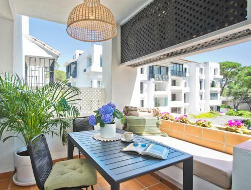 Apartamento Beachfront Luxury Complex With Tropical Gardens & Pools