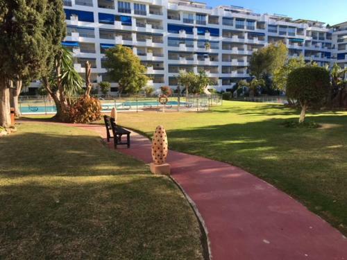 Apartamento Large And Elegant In Puerto Banus With Pools And Paddle