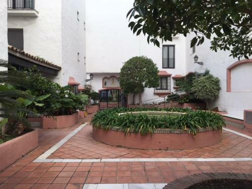 Apartamento Large And Elegant In Puerto Banus With Pools And Paddle