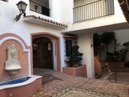 Apartamento Large And Elegant In Puerto Banus With Pools And Paddle