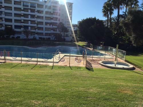 Apartamento Large And Elegant In Puerto Banus With Pools And Paddle