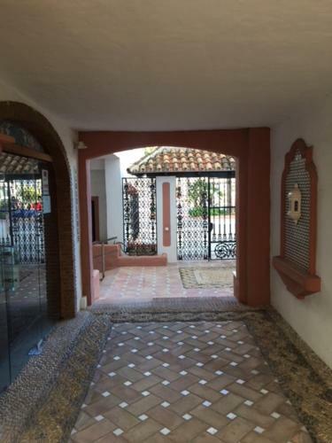 Apartamento Large And Elegant In Puerto Banus With Pools And Paddle