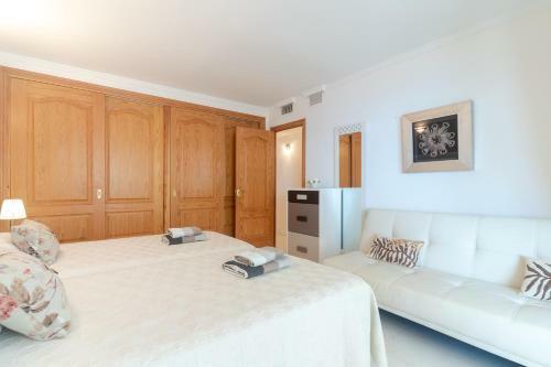 Deluxe Apartment On The First Line