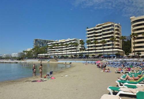 Apartment Facing The Sea And Marina