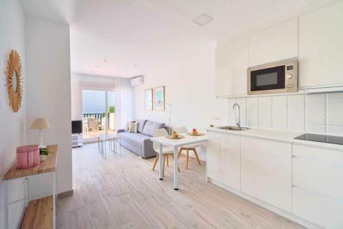 Apartamento Lovely Home Golondrinas - 1� L�nea De Playa - Urb Privada