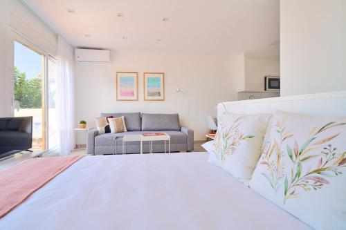 Apartamento Lovely Home Golondrinas - 1� L�nea De Playa - Urb Privada