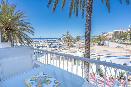 Comfortable Yacht Club Apartment