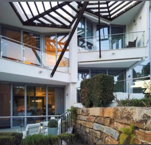 Modern Villa In Gated Complex Sierra Blanca Marbella