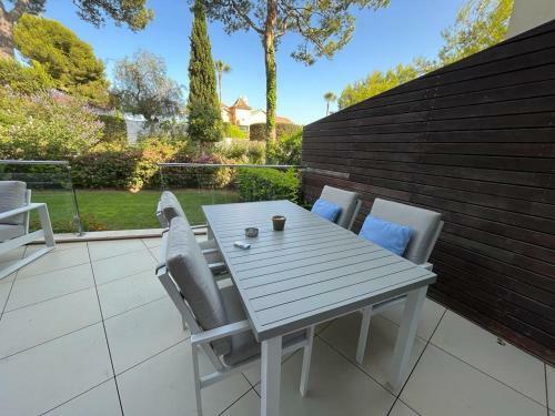Modern Villa In Gated Complex Sierra Blanca Marbella