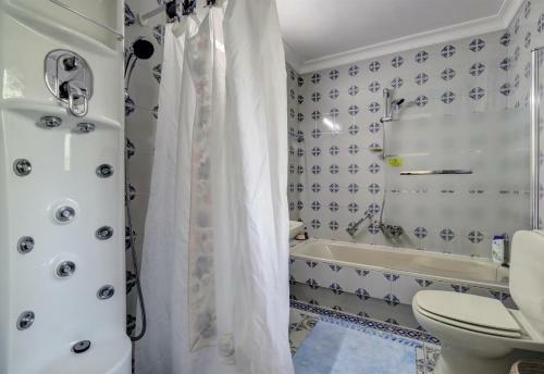 Exclusive Villa In Marbella Town