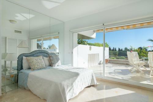 Apartamento En Complejo Residencial Con Piscina