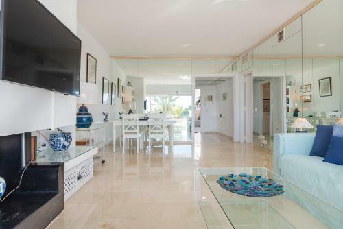 Apartamento En Complejo Residencial Con Piscina
