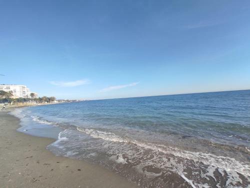 Apartamento En Primera L�nea De Playa A - Marbella Centro