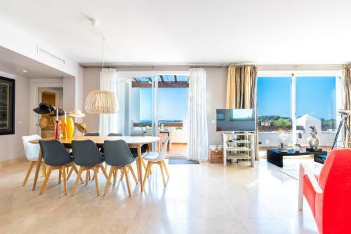 Apartamento Penthouse Tortuga De Marbella