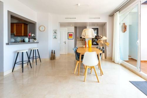 Apartamento Penthouse Tortuga De Marbella