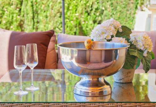 Fabulous Apartment In Elviria Hills
