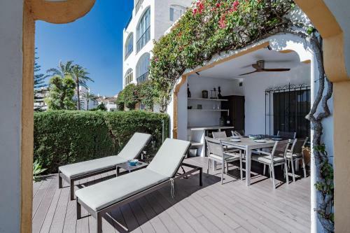 Cb- Cozy Refurbished Apartment, Perfect Location