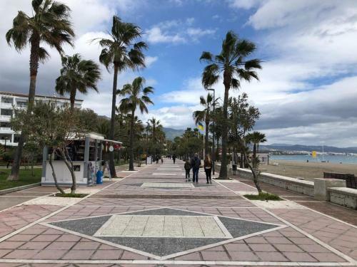 Apartamento Soas Puerto Ban�s Playa Roc�o