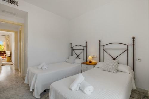 Spacious 3 Bedrooms Apartment At Las Brisas