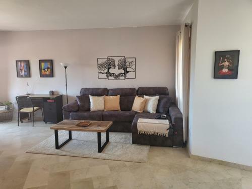 Apartamento Lovely Penthouse On The Beach, Amazing Views