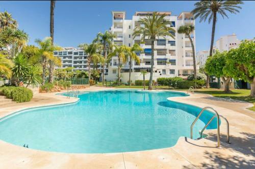 Apartamento Puerto Banus !!! Piscine Et Plage � Proximit�