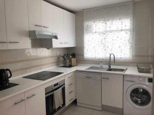 Aloha Apartamento Con Piscinas Y Parking