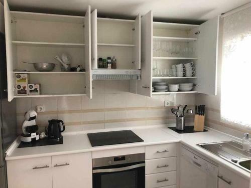 Aloha Apartamento Con Piscinas Y Parking