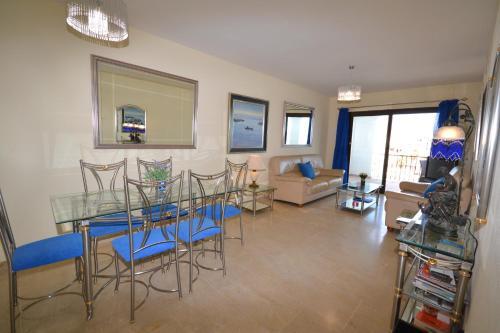 Apartamento Marina Real 252