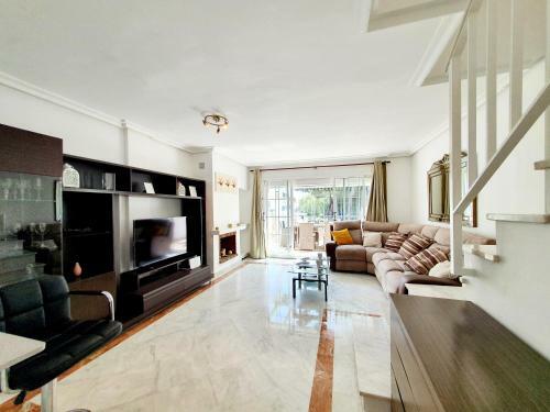 Apartamento Lomas de Cabopino House