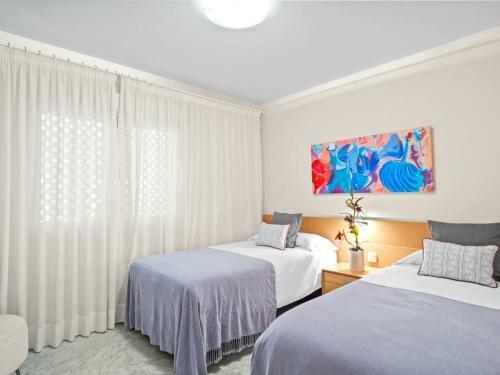Amplio Apartamento En Playas Del Duque