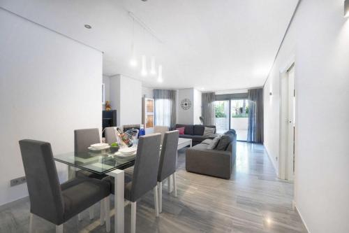 Apartamento 2033 Modern 3 Bed Large Terrace With Sun Loungers
