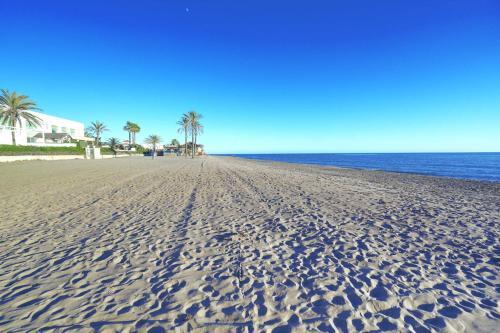 Apartamento 2033 Modern 3 Bed Large Terrace With Sun Loungers