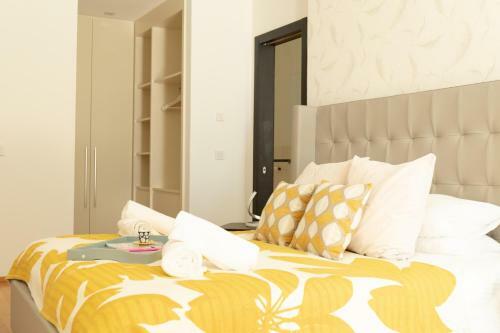 Luxurious 2 Bedroom Townhouse In Sierra Blanca
