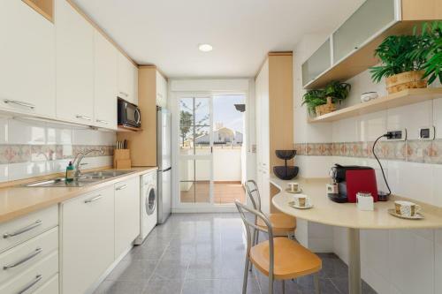 Apartamento Holiday Home With Direct Access To The Beach In Marbella