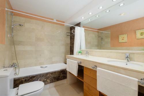 Apartamento Holiday Home With Direct Access To The Beach In Marbella