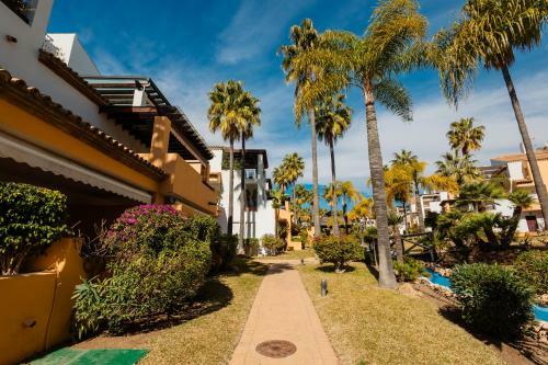 Apartamento Holiday Home With Direct Access To The Beach In Marbella