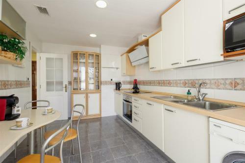 Apartamento Holiday Home With Direct Access To The Beach In Marbella