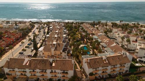 Apartamento Holiday Home With Direct Access To The Beach In Marbella