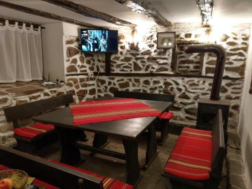 Hostal Vitanova Guest House