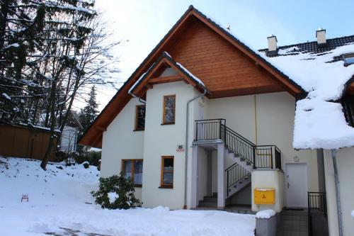 Apartament Bia?y Pod ?nie?k?