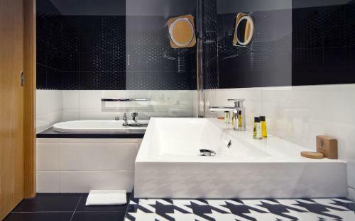 Apartamento Piano Hotel Restaurant & Pub