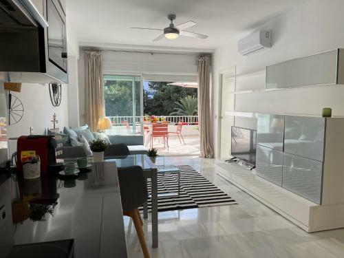 Sunlight Beach Apartment 2 Bedrooms