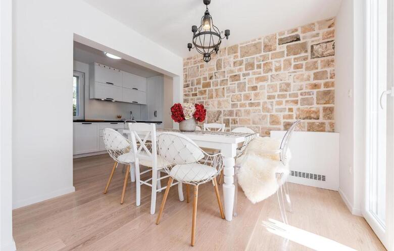 Palm Beach Apartment In La Duquesa